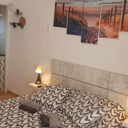 Sunrise Studio, Garden View & Wifi Free * Costa Del Silencio