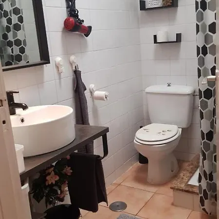 Sunrise Studio, Garden View & Wifi Free *