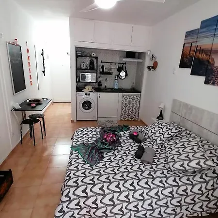 Sunrise Studio, Garden View & Wifi Free * Costa Del Silencio