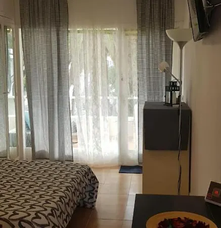 아파트 Sunrise Studio, Garden View & Wifi Free 코스타델실렌시오